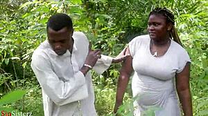 Afrikansk babe får sin store røv knullet af sin kæreste