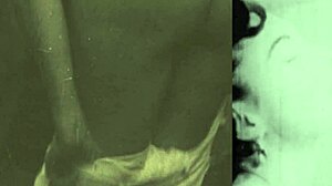 Hiburan Dark Lantern menyajikan dosa-dosa nenek moyang kita dalam video blowjob dan fuck retro